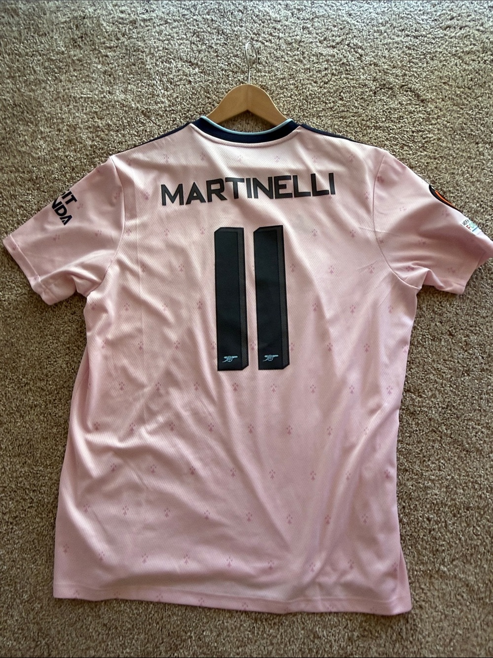 ARSENAL AUTHENTIC JERSEY- adidas
(supporter version, no 11) - Picture 16 of 16